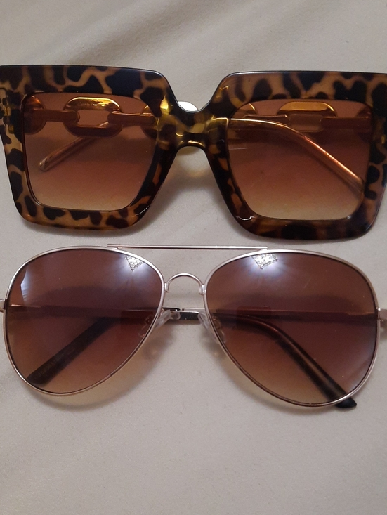 Banana Republic Accessories - Banana Republic Tortoiseshell Square Sunglasses & Brown Metal Aviator Duo